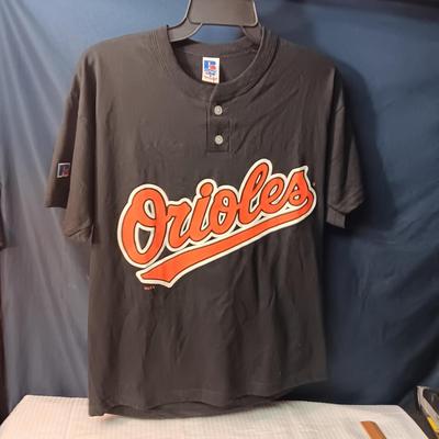 ORIOLES MEDIUM SIZE SHIRT