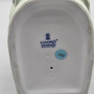 LOT 24L: Retired Lladró Flower Harmony Porcelain Figurine