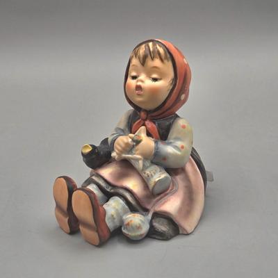 LOT 27L: Vintage Arnart 5th Avenue Hand-Painted Porcelain Figurine and Hummel Figurines