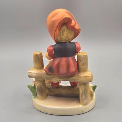 LOT 30L: Hummel and Arnart Creations Figurines