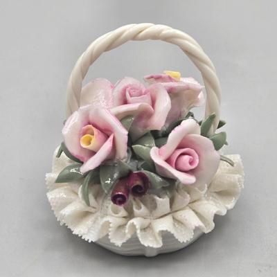 LOT 33L: Variety of Capodimonte Flower Arrangements