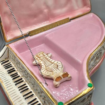 LOT 37L: Capodimonte Grand Piano