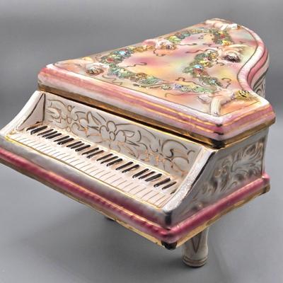 LOT 37L: Capodimonte Grand Piano