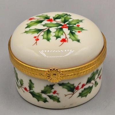 LOT 38L: Lenox Holly Berry Trinket Box, 2008 Danbury Mint Philadelphia Eagles Santa in a Sleigh Ornament, Vintage Napcoware Christmas...
