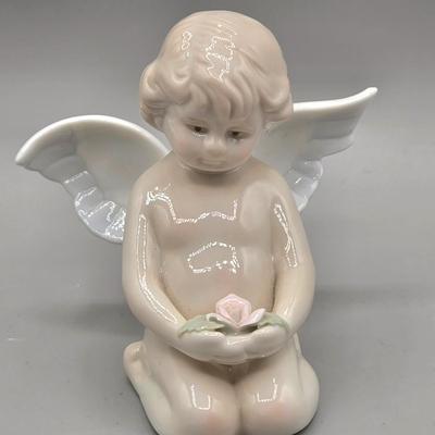 LOT 39: Angels All Around Us
