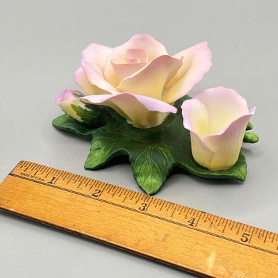 LOT 51L: Porcelain Flowers - Capodimonte and More