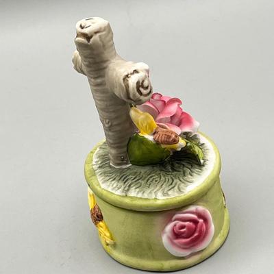 LOT 51L: Porcelain Flowers - Capodimonte and More