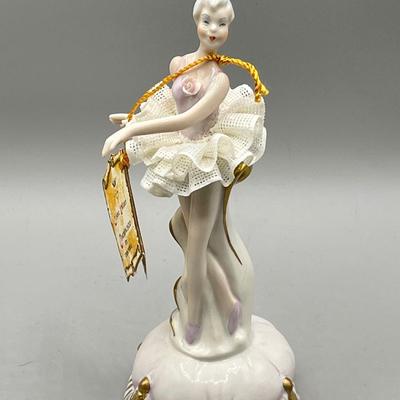 LOT 53L: Three Capodimonte Ballerina Figurines