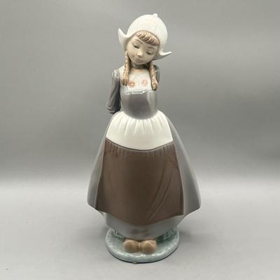 LOT 56L: Dutch Girl with Braids Lladro Figurine