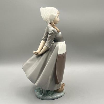 LOT 56L: Dutch Girl with Braids Lladro Figurine