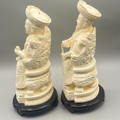 LOT 58L: Vintage Chinese Carved Resin Emperor Couple
