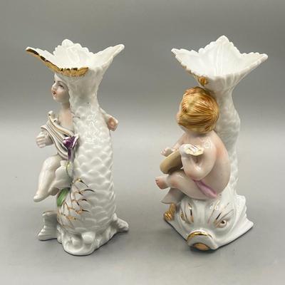 LOT 59L: Angel Figurines / Vases