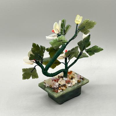 LOT 62L: Stone Floral Arrangement and Assorted Animal Figurines