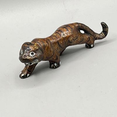 LOT 62L: Stone Floral Arrangement and Assorted Animal Figurines