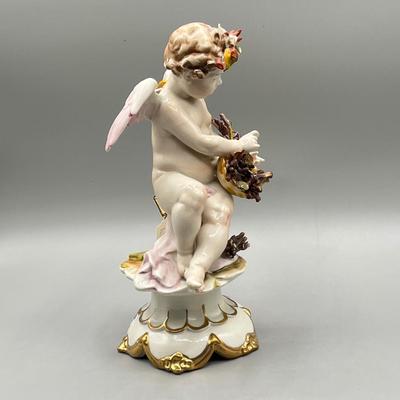 LOT 67L: Capodimonte Angel Figurine