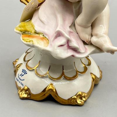 LOT 67L: Capodimonte Angel Figurine