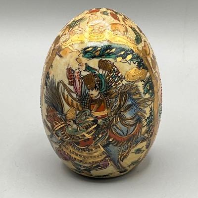 LOT 69L: Ceramic Decor Collection - Vases, Trinket Boxes and More