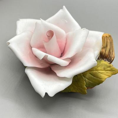 LOT 70L: Porcelain Flowers - Capodimonte and More