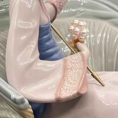 LOT 71L: Large Lladro Figurine - Rickshaw Ride