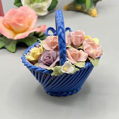 LOT 75L: Porcelain Flower Collection