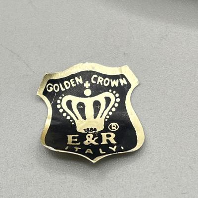 LOT 75L: Porcelain Flower Collection