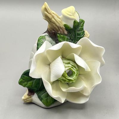 LOT 75L: Porcelain Flower Collection