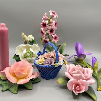 LOT 75L: Porcelain Flower Collection