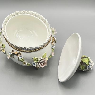 LOT 78D: Capodimonte Lidded Dish