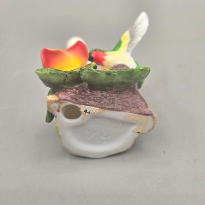 LOT 93L: Homco Masterpiece Blue Jay Figurine, California Pottery 2 Birds On Tree Gold Leaf Statue Vase, and Small Hummingbird Candle Holder