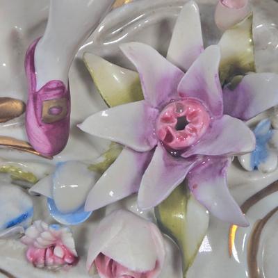 LOT 103D: Capodimonte Ornate Mantle Clock