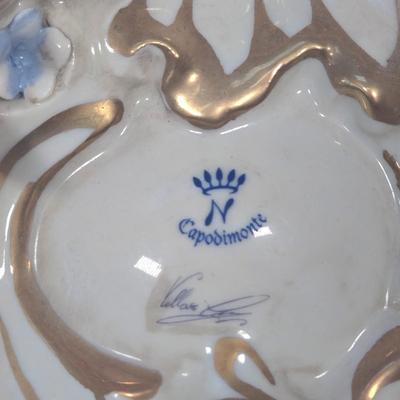 LOT 103D: Capodimonte Ornate Mantle Clock