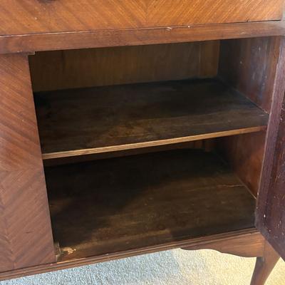 Victorian Sideboard with Mirror (LR-SF)