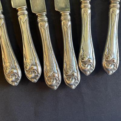 Set of Vintage Community Silver Flatware (LR-SF)