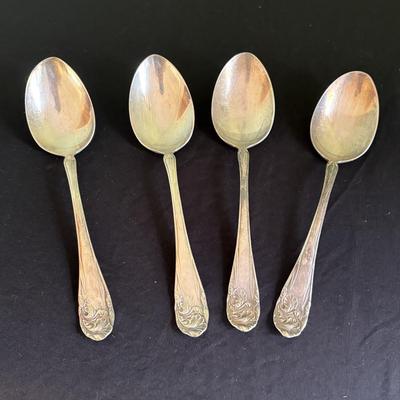 Set of Vintage Community Silver Flatware (LR-SF)