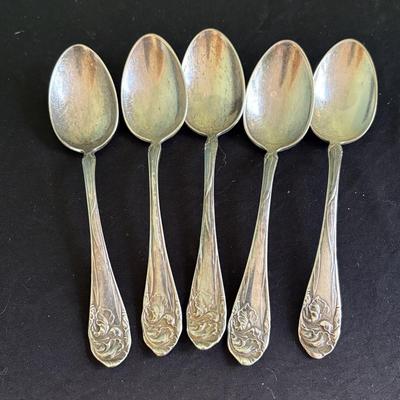 Set of Vintage Community Silver Flatware (LR-SF)
