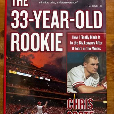 Signed Johnny Bench photo, signed books & The Last Boy book