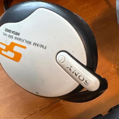 Vintage, Sony Walkman plus headphones