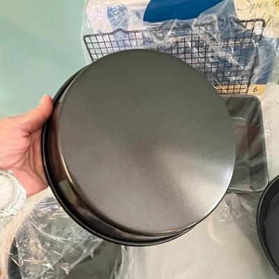 Wilton and Simply Calphalon Bakeware and More (K-BC)