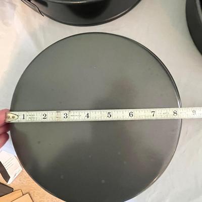 Wilton and Simply Calphalon Bakeware and More (K-BC)