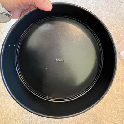 Wilton and Simply Calphalon Bakeware and More (K-BC)