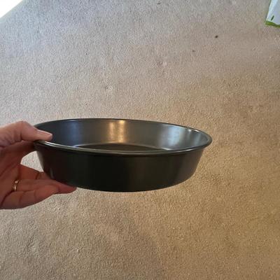 Wilton and Simply Calphalon Bakeware and More (K-BC)