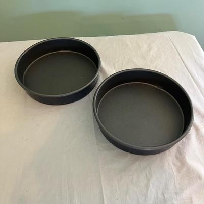 Wilton and Simply Calphalon Bakeware and More (K-BC)