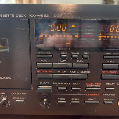 Yamaha double cassette model KX – W952