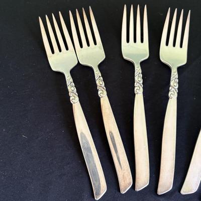 Oneida Community Vintage Flatware Set (LR-SF)