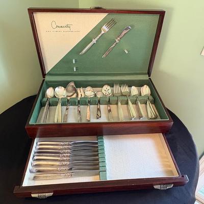 Oneida Community Vintage Flatware Set (LR-SF)