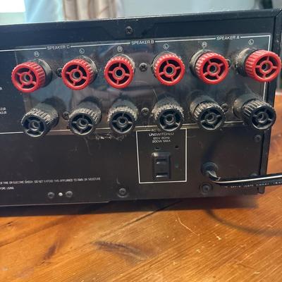 Yamaha Natural Sound Amplifier MX-830