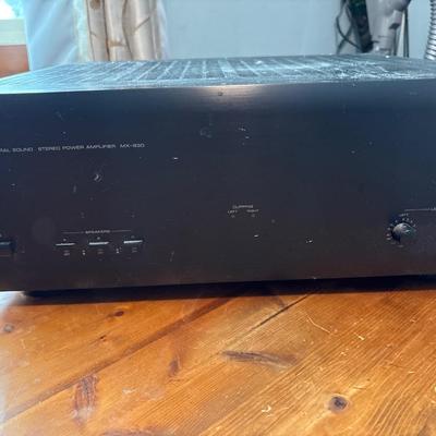 Yamaha Natural Sound Amplifier MX-830