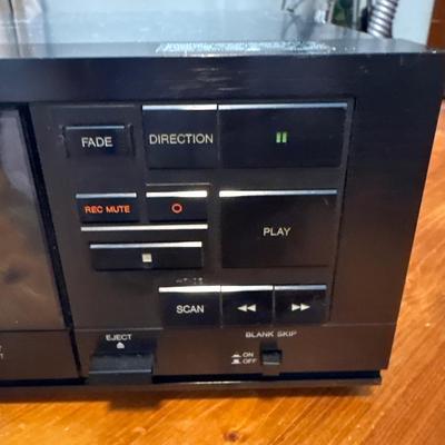 JVC stereo cassette deck KD-VR5
