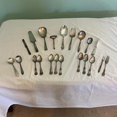 Silver Plated Roger Bros and Wm Rogers and Son Silverware and More (K-BC)