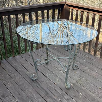 Round Glass-Top Wrought Iron Outdoor Patio Table (D-SF)